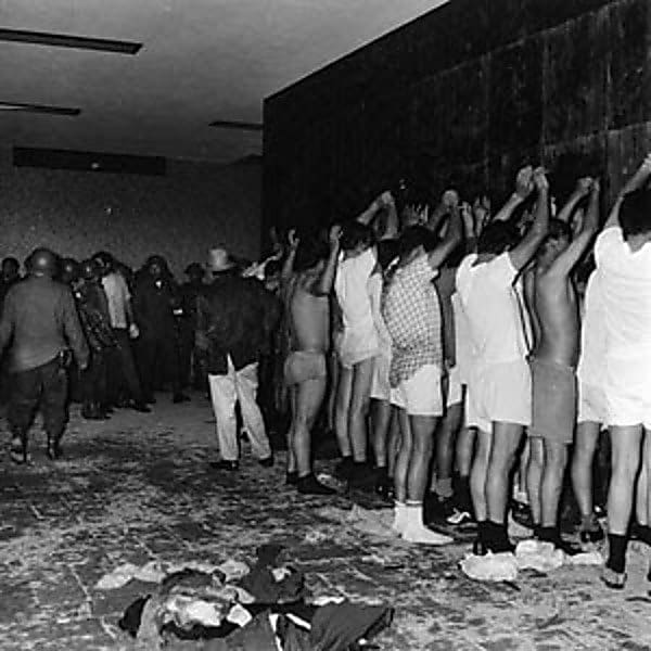 Detenidos de la masacre de Tlatelolco.- 