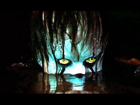 Nel febbraio 2016, il produttore Roy Lee ha affermato che il film potrebbe essere diviso in due parti, oltre alla miniserie originale del 1990.