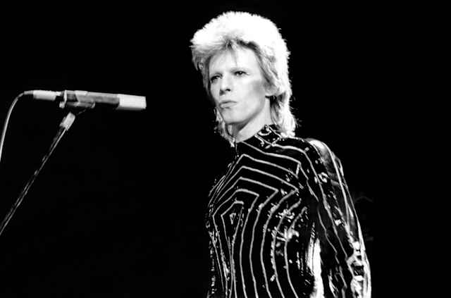 David Bowie - Ziggy Stardust (1973).-