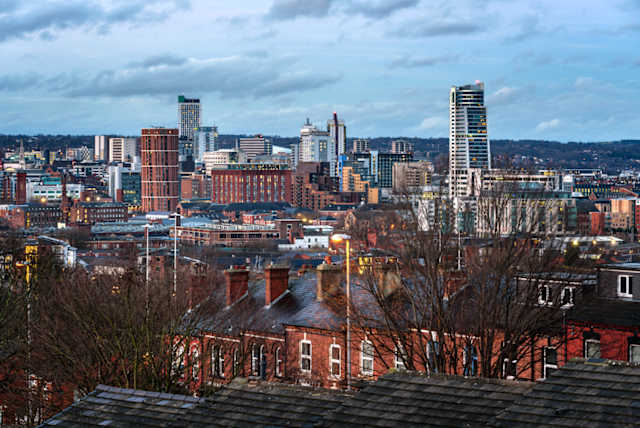 With a population of about 800,000, the bustling city of Leeds suffers quite a lot of traffic congestion.