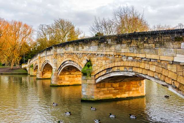 Located in the East Midlands, Leicester is the 11th most-populous area in England and is at the intersection of two major railway lines. 