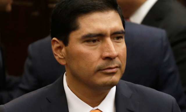 Exalcalde del municipio de Huejotzingo . El expriista acusó a su exdirigente, en ese entonces Jorge Estefan Chidiac, de vender candidaturas.
