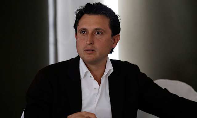 Se ha desempeñado como alcalde de San Pedro Cholula y diputado local bajo las siglas de Movimiento Ciudadano (MC). Ahora coordinará a los cuatro diputados del PT en el Poder Legislativo y también será presidente de la Mesa Directiva del Congreso local.