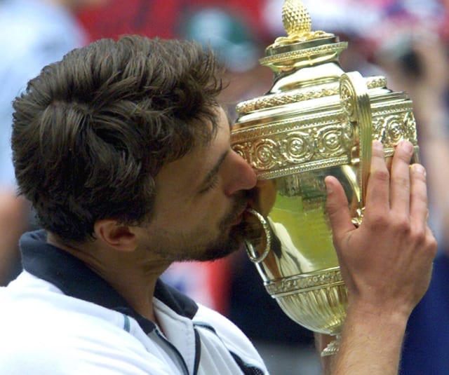 Svaki Hrvat točno zna gdje je bio i što je radio u trenutku kad je u ponedjeljak, 9. srpnja 2001., Goran Ivanišević iskoristio četvrtu meč loptu u finalu Wimbledona protiv Patricka Raftera.
