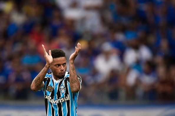Depois que Renato Gaúcho conseguiu fazer um elenco com jogadores renegados ser campeão da Libertadores, a chegada de André ao Grêmio parecia uma boa, mas o atacante terminou o ano com 29 partidas disputadas e apenas quatro gols.