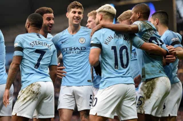 Sergio Aguero membuat hattrick ke-11 nya di Premier League ketika Chelsea harus melihat kekalahan terburuk mereka di semua kompetisi sejak 1991. Kemenangan ini juga membawa The Citizens kembali memuncaki klasemen sementara Premier League.