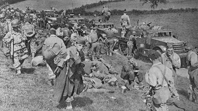En septiembre de 1943, la División Leclerc fue transferida a Rabat (Marruecos), donde se la dotó de armamento procedente de EEUU.