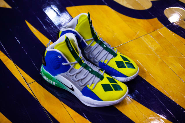 Family and foundation helped to inform Sancho Lyttle’s Hyperdunks. Her mother and grandma served as inspiration, with the colors of their native Saint Vincent and the Grenadines flag seen throughout the shoe. Along each heel is Lyttle's mom’s constant reminder, “Don’t give up until you’re finished,” with the logo of Lyttle’s favorite superhero, Wonder Woman, accented in gold just above.