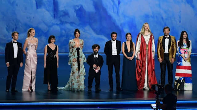 Este año se estrenó la temporada final de tan exitosa serie original de HBO la cuál rompió récord al recibir 32 nominaciones sumando un total de 161 a lo largo de sus 8 temporadas, tan solo por parte de los Emmys . A pesar de que el estreno de la última temporada creó opiniones divididas entre los espectadores, no fue impedimento para ganar de nueva cuenta el premio a la mejor serie de televisión, siendo esta la última oportunidad para obtenerlo. Sumando un total de 48 estatuillas.