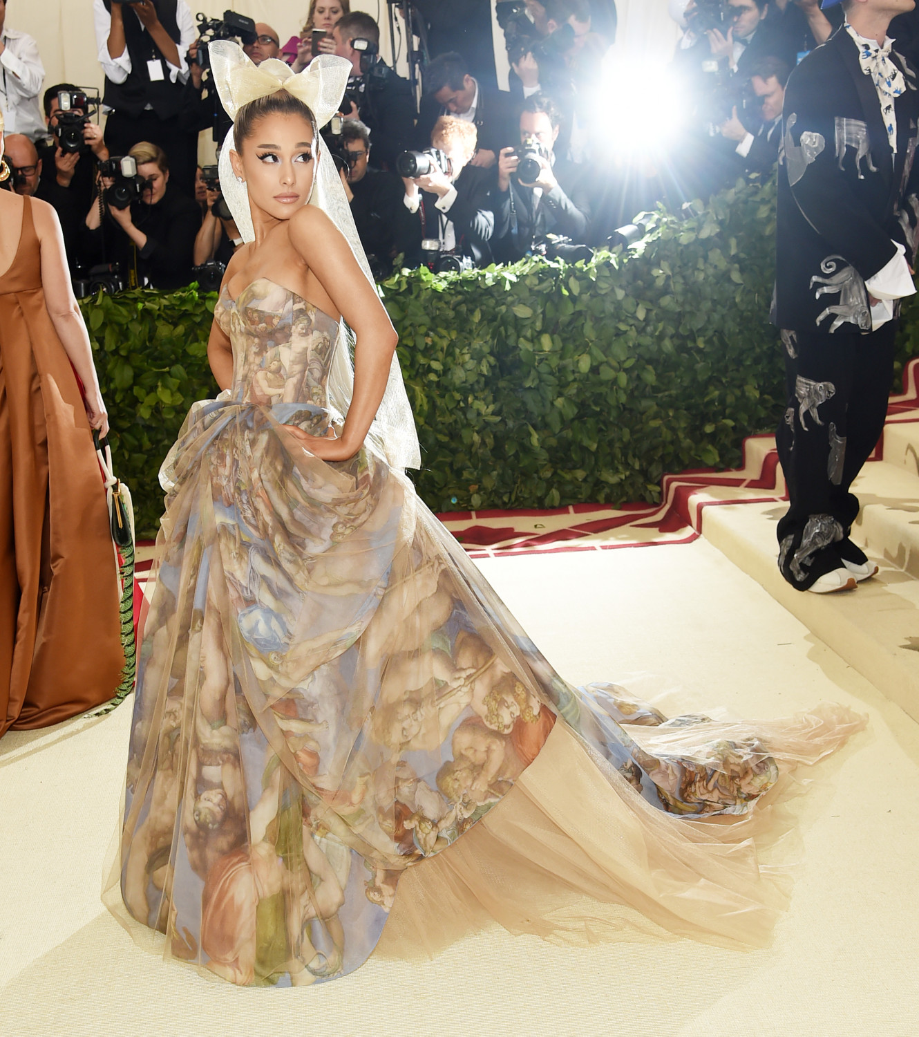 ariana grande best dress